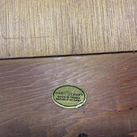 Vintage Gail Craft 3 Tier Wooden Wall Letter Mail Bill organizer and Holder w ho - Picture 4 of 4